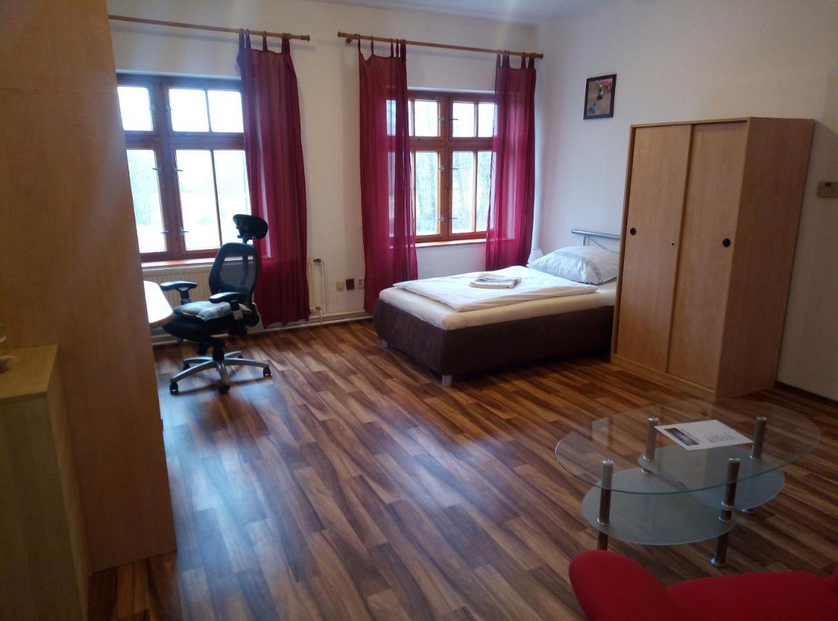 Penzion u Náhonu Mesto Touskov Exterior foto